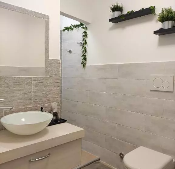 ベッドアンドブレックファースト Villa Ada