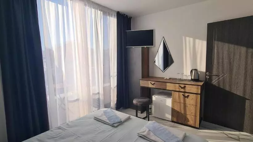 پانسیون Guesthouse Odesos