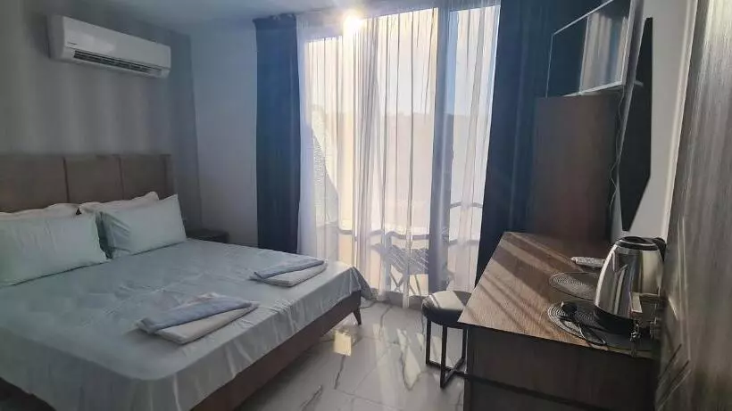 پانسیون Guesthouse Odesos