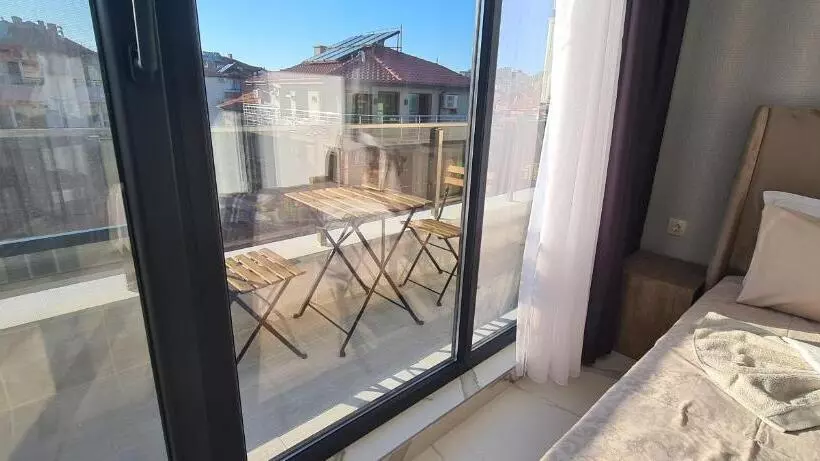 پانسیون Guesthouse Odesos