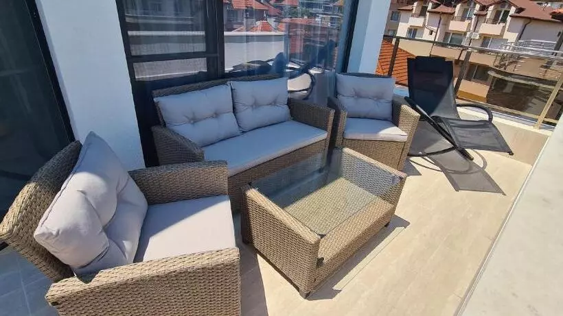 پانسیون Guesthouse Odesos