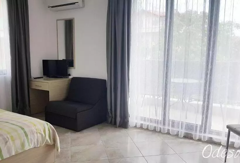 پانسیون Guesthouse Odesos