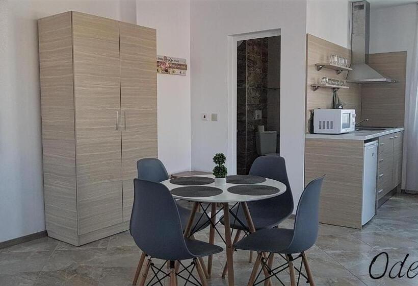 Pension Guesthouse Odesos