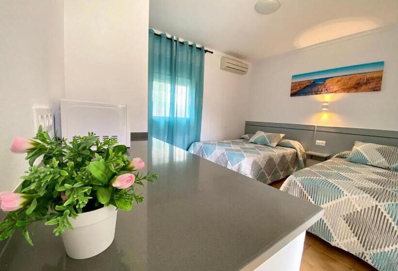 پانسیون Hostal Los Mellizos