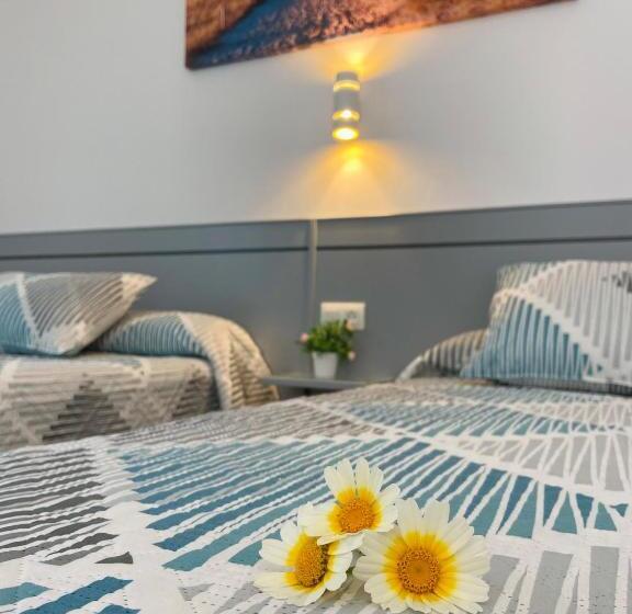 پانسیون Hostal Los Mellizos