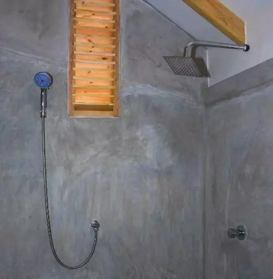 پانسیون Trinco Relax Hut