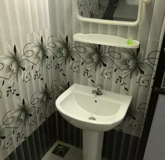 پانسیون Trinco Relax Hut