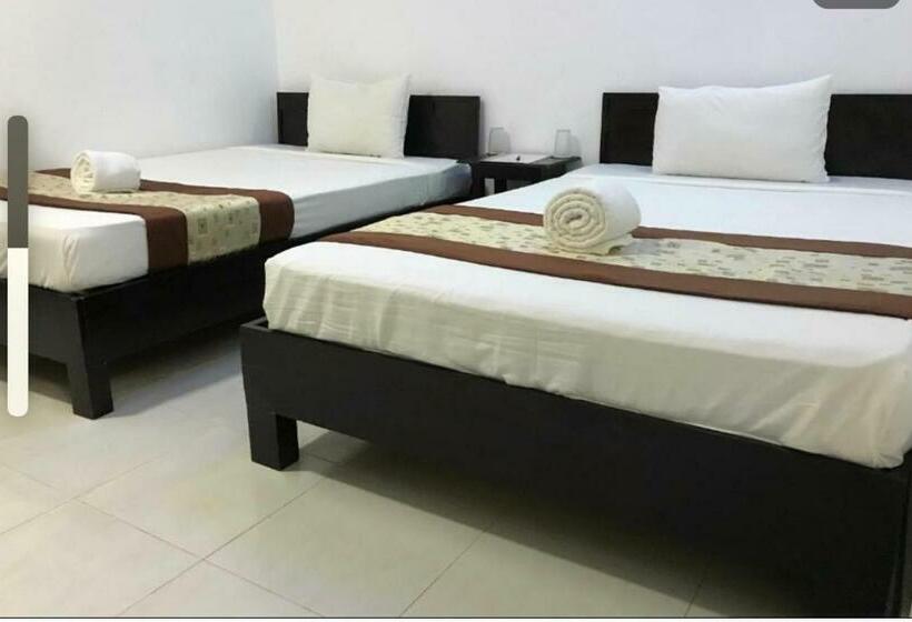 ペンション Trinco Relax Hut