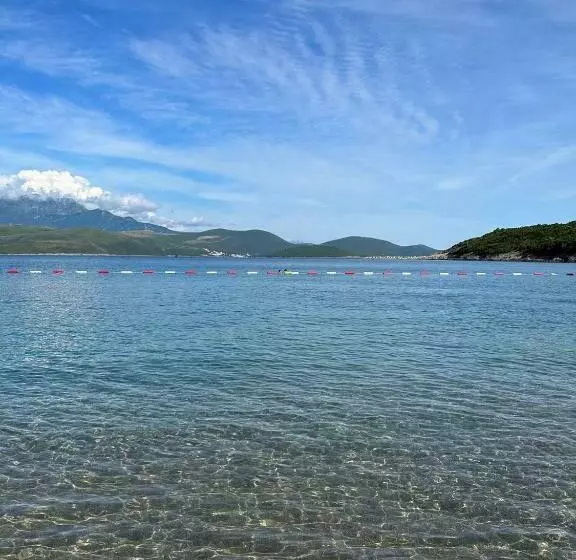 پانسیون Apartments Lustica