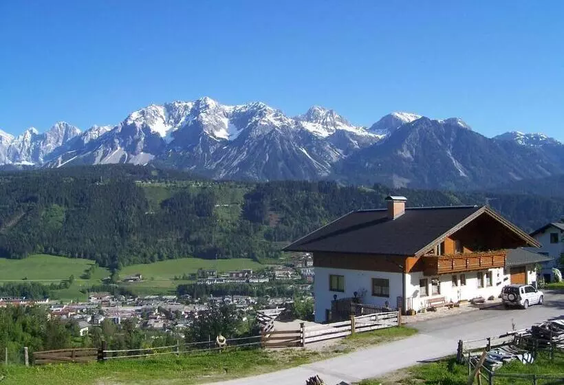 Pension Spreitzhof & Appartement Royer