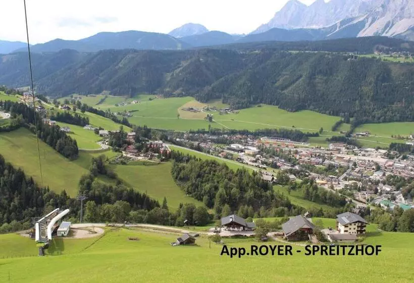 Pension Spreitzhof & Appartement Royer