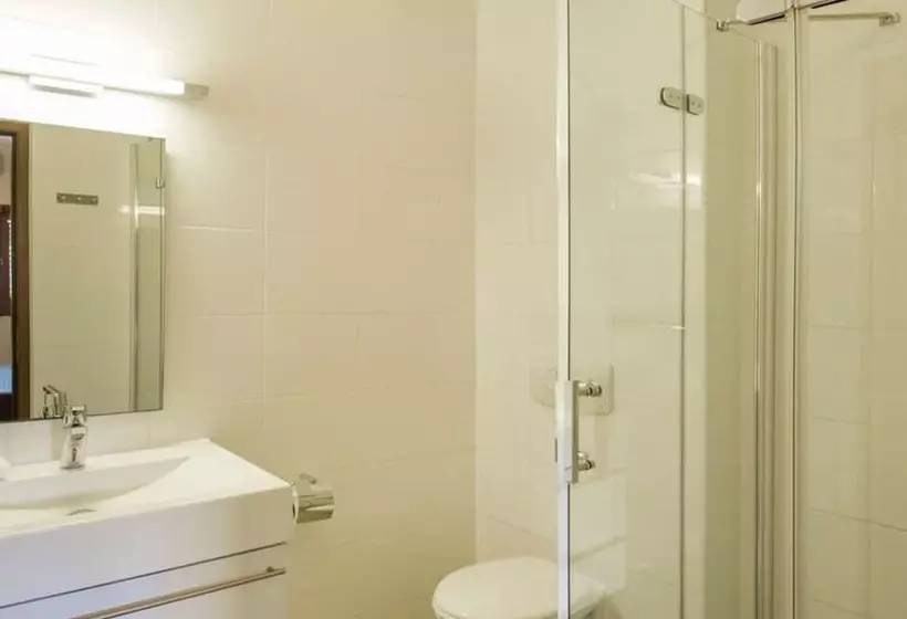 استراحتگاه Spanish Water Apartments