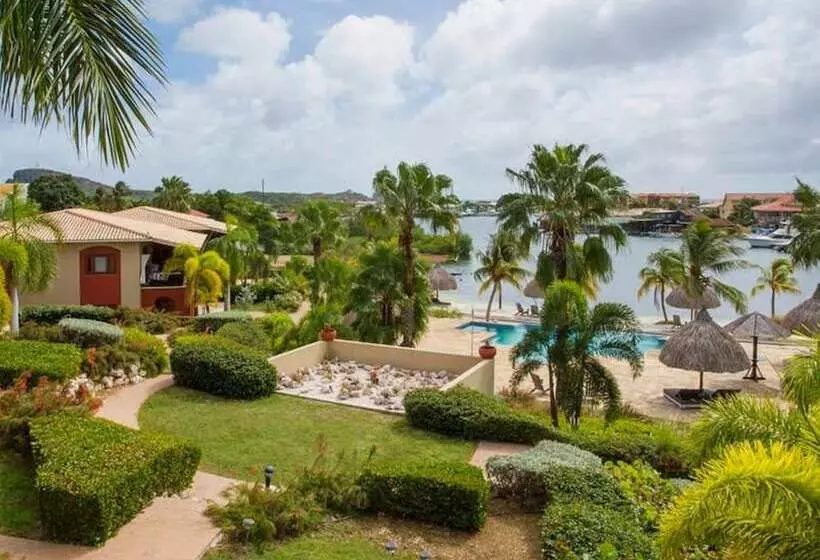 استراحتگاه Spanish Water Apartments