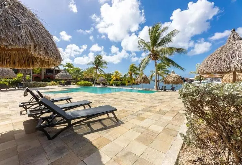 استراحتگاه Spanish Water Apartments