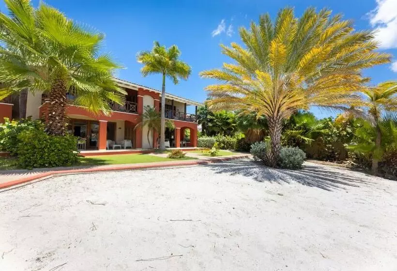 استراحتگاه Spanish Water Apartments