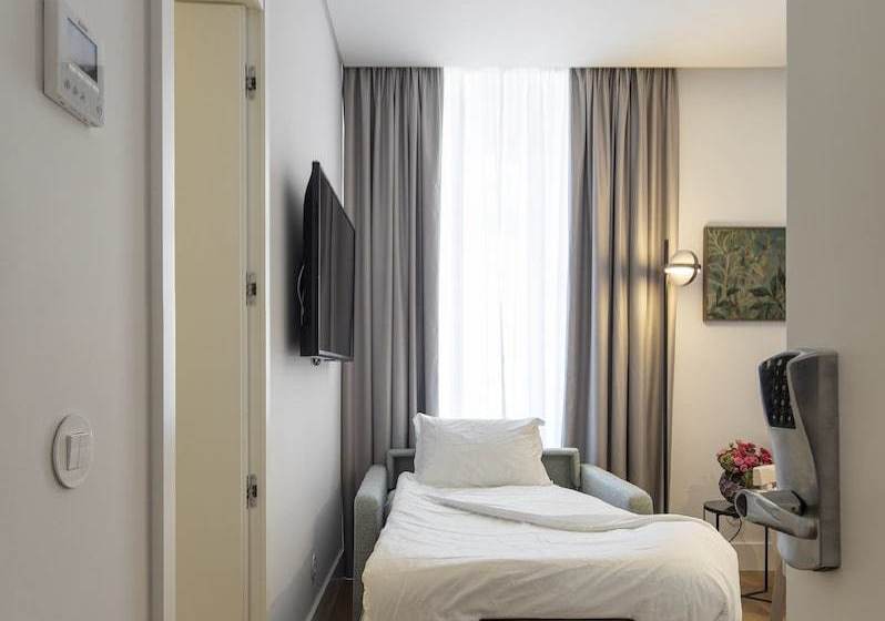 Lisbon Serviced Apartments  Madalena