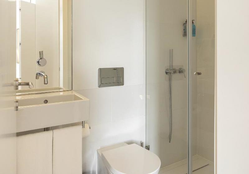 Lisbon Serviced Apartments  Madalena