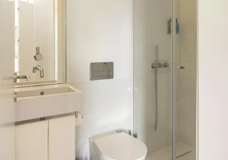 Lisbon Serviced Apartments  Madalena