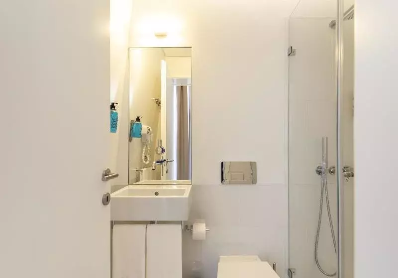 Lisbon Serviced Apartments  Madalena