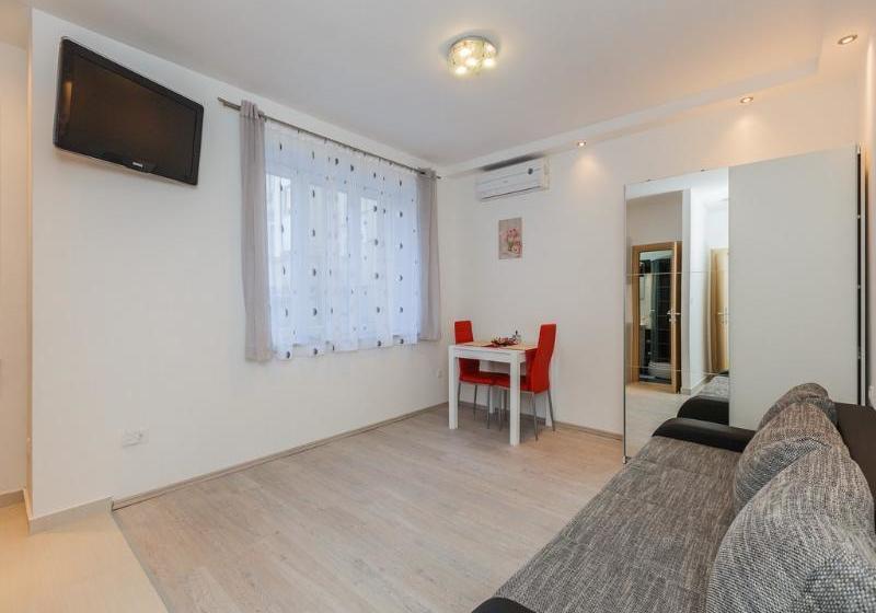 Hotel Apartments Nevenka