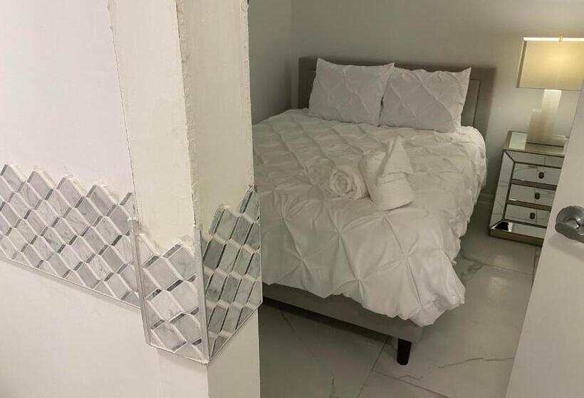 فندق 9br Sleeps 19. Amazing Deal!!