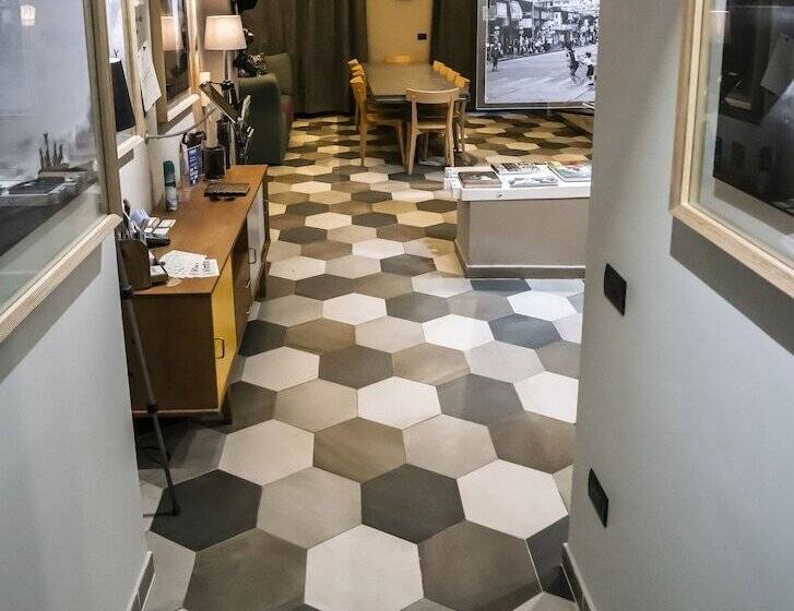 هتل Vinto House Salerno Downtown