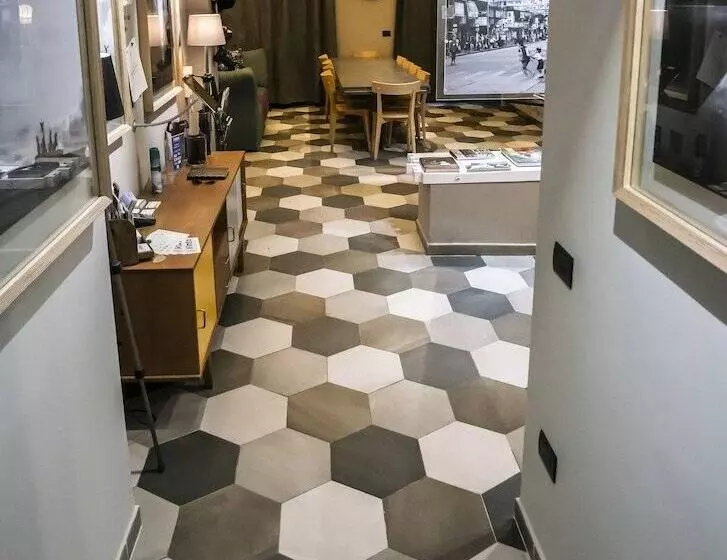 هتل Vinto House Salerno Downtown