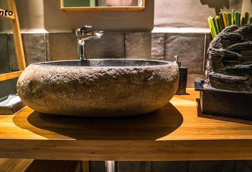 هتل Vinto House Salerno Downtown