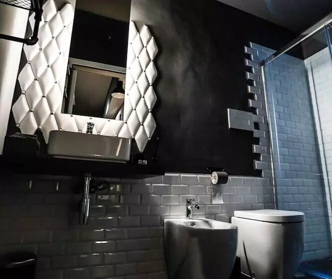 هتل Vinto House Salerno Downtown