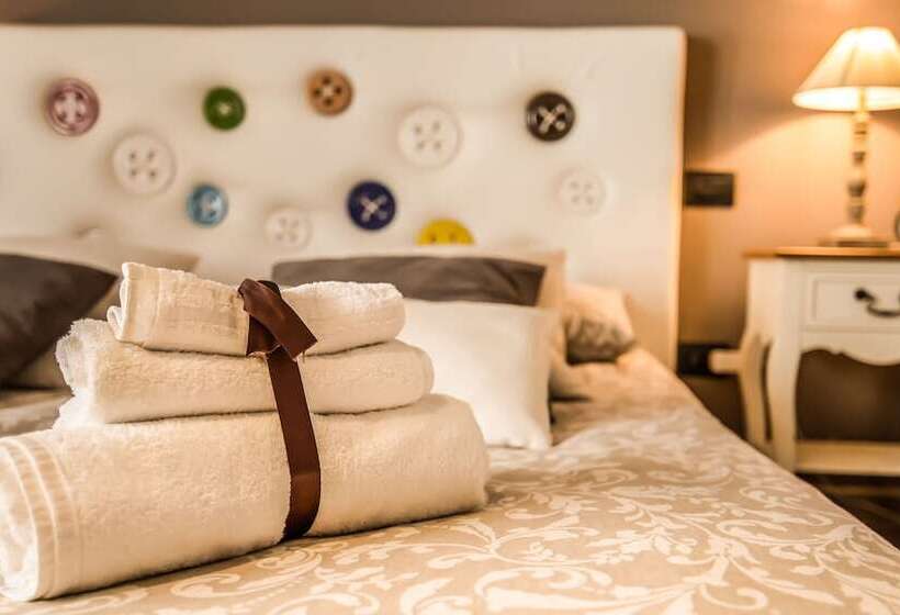 هتل Vinto House Salerno Downtown