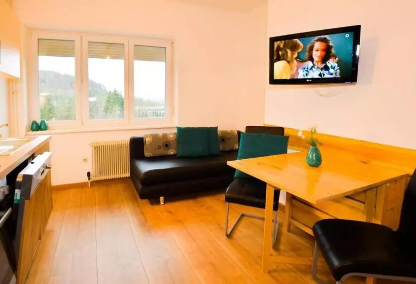 Retkeilymaja Jerolitsch