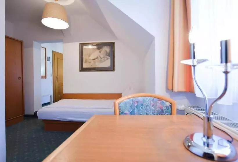 Retkeilymaja Jerolitsch