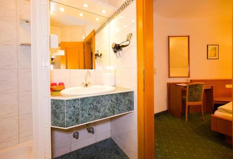 호스텔 Jerolitsch