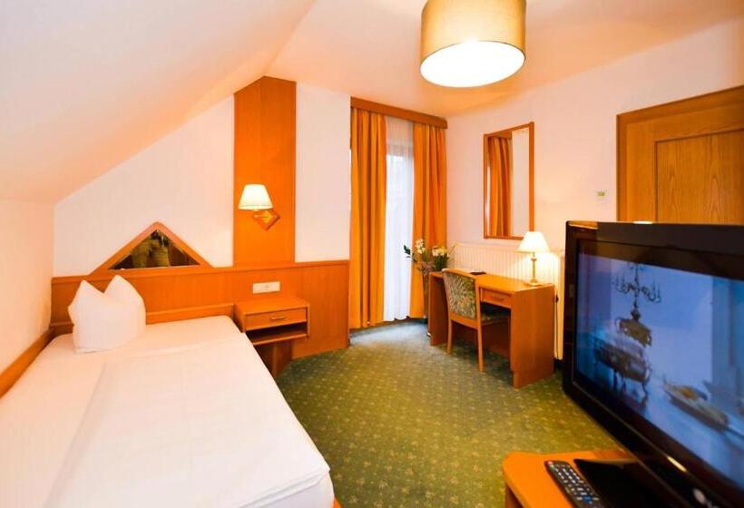 호스텔 Jerolitsch