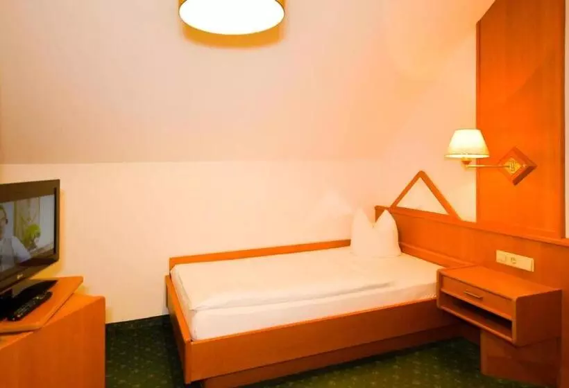 Retkeilymaja Jerolitsch