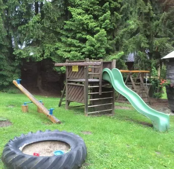 Retkeilymaja Jerolitsch