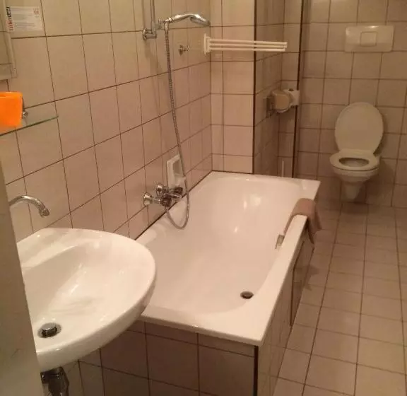 Retkeilymaja Jerolitsch