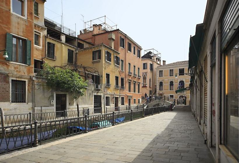 تختخواب و صبحانه Casa Nicolo Priuli