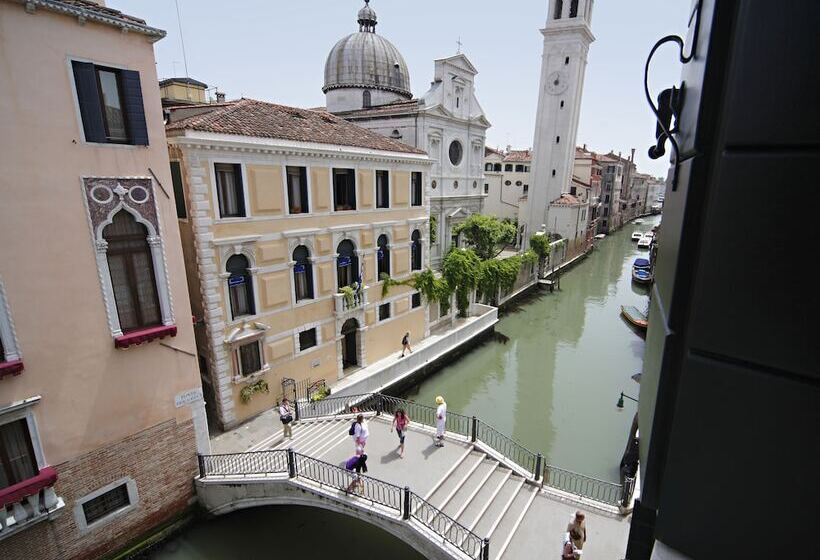 تختخواب و صبحانه Casa Nicolo Priuli