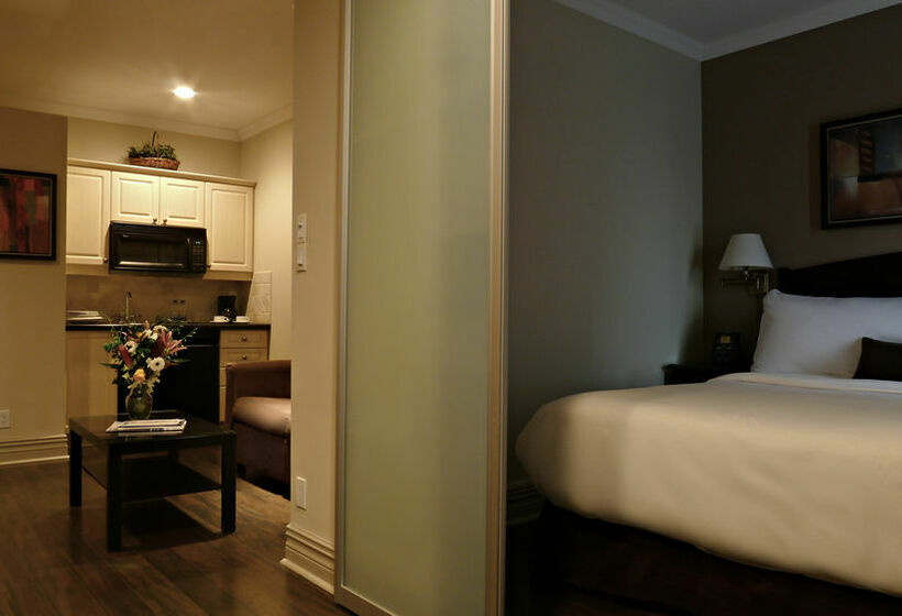 Grand Hotel & Suites