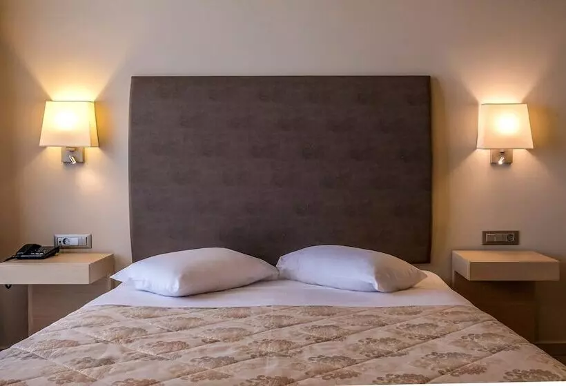 Отель Achillion Palace