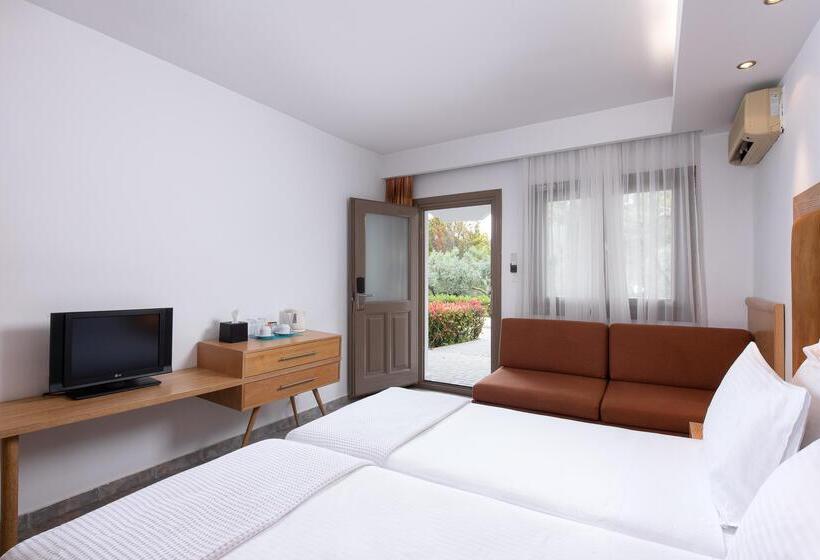 בית מלון כפרי Alexandros Palace