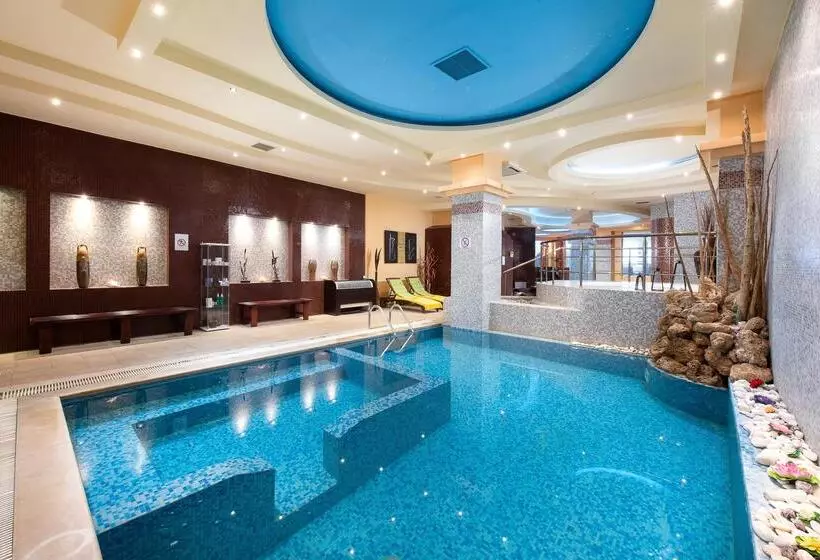 هتل Alexandros Palace