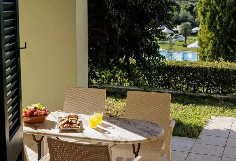 Отель Century Resort