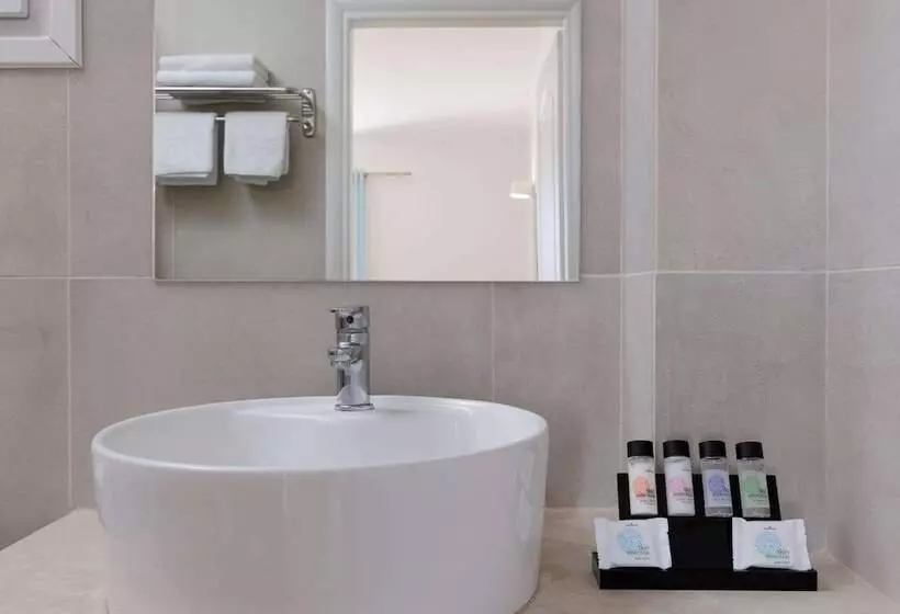 Отель Century Resort