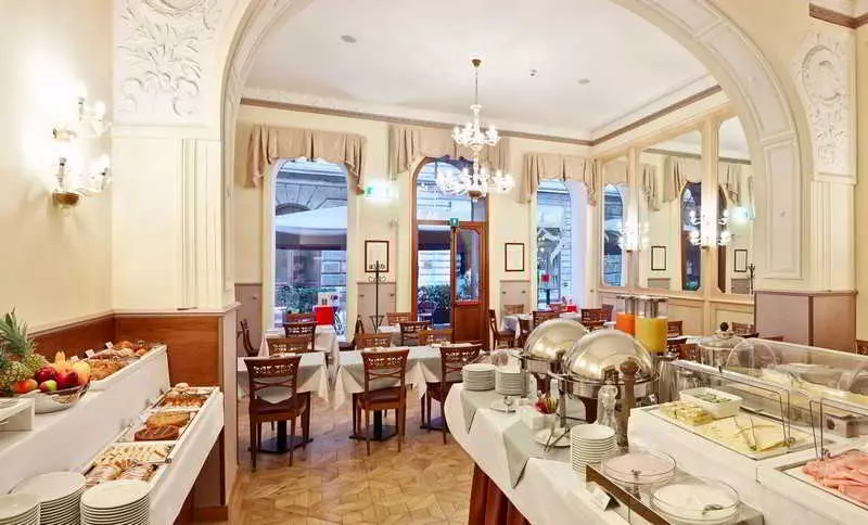 فندق Continentale