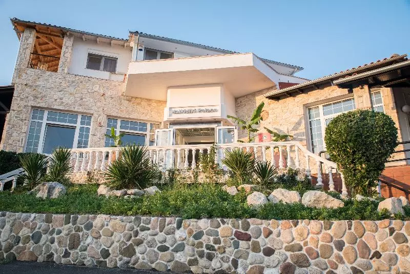 هتل Halkidiki Palace