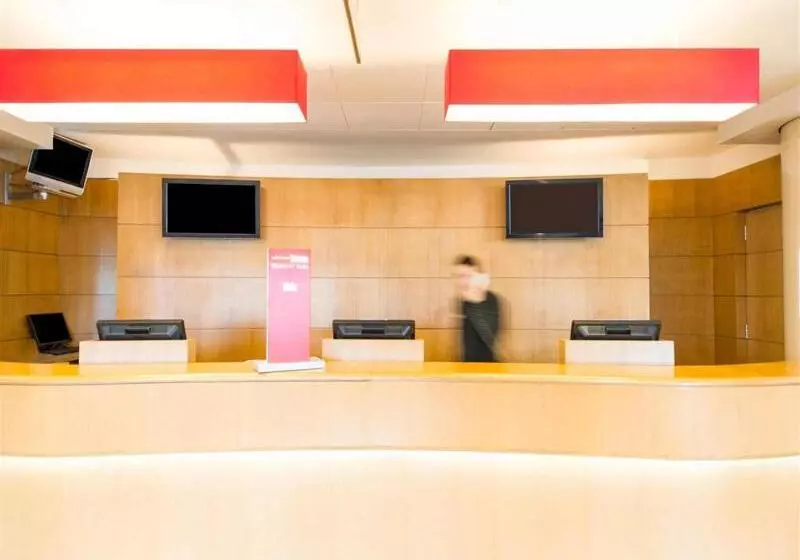 Отель Ibis Firenze Nord Aeroporto