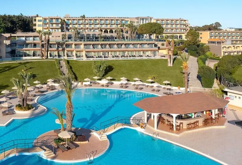 فندق Kresten Palace