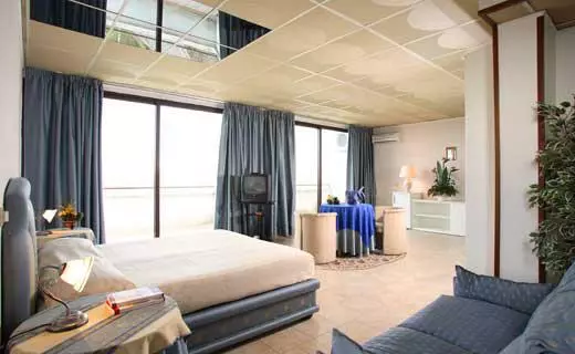 酒店 La Meridienne